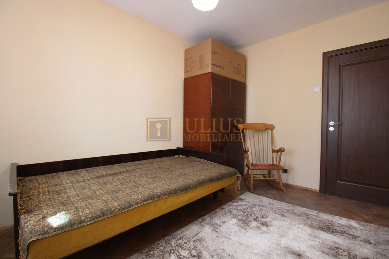 3 minute de Iulius Mall, 5 camere, centrala proprie, Pet-friendly - Poză 8