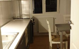 De vanzare apartament 2 camere in Centrul Civic - Poză 4