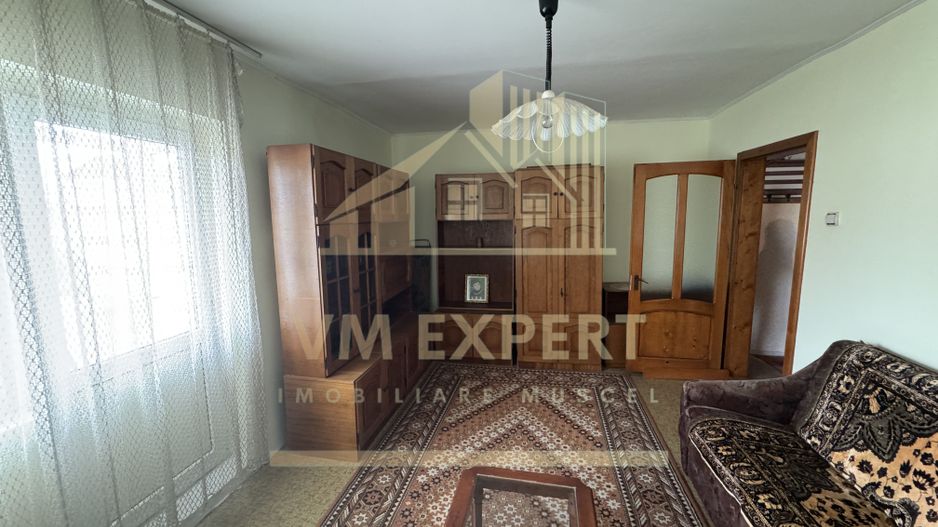 APARTAMENT 2 CAMERE 2 BALCOANE ETAJ 4 GRUI CAMPULUNG - Poză 1