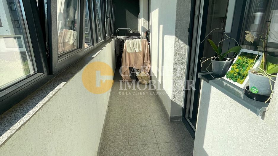 Visan 2 camere decomandat - etaj 1/4 - mobilat - loc parcare - INTABULAT - Poză 7