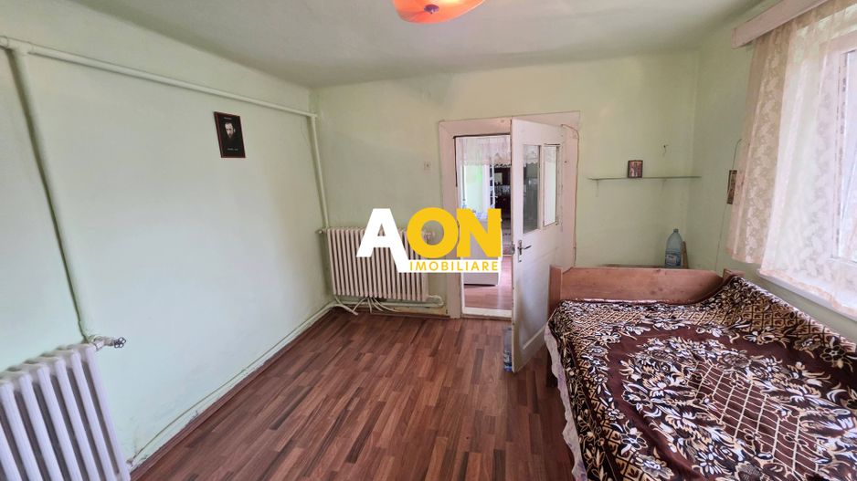 Casă veche cu 3 camere, 259 mp teren, la asfalt, zona Prefectura - Poză 8