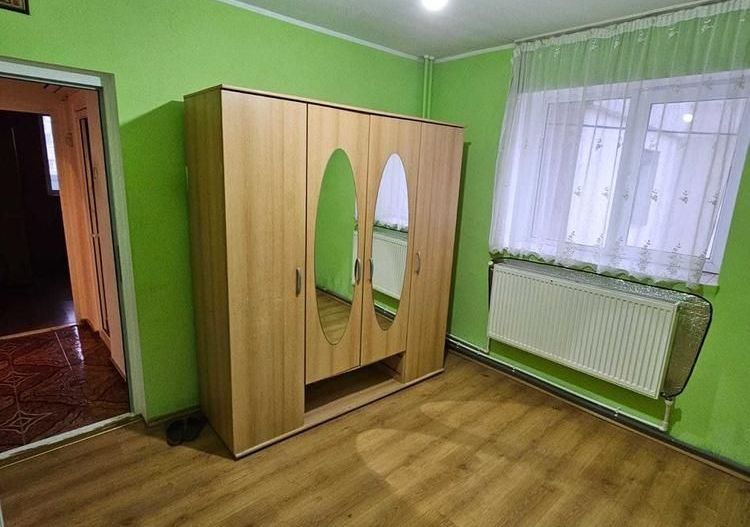 Apartament 4 camere, etaj 1 , Micro 18 - Poză 3