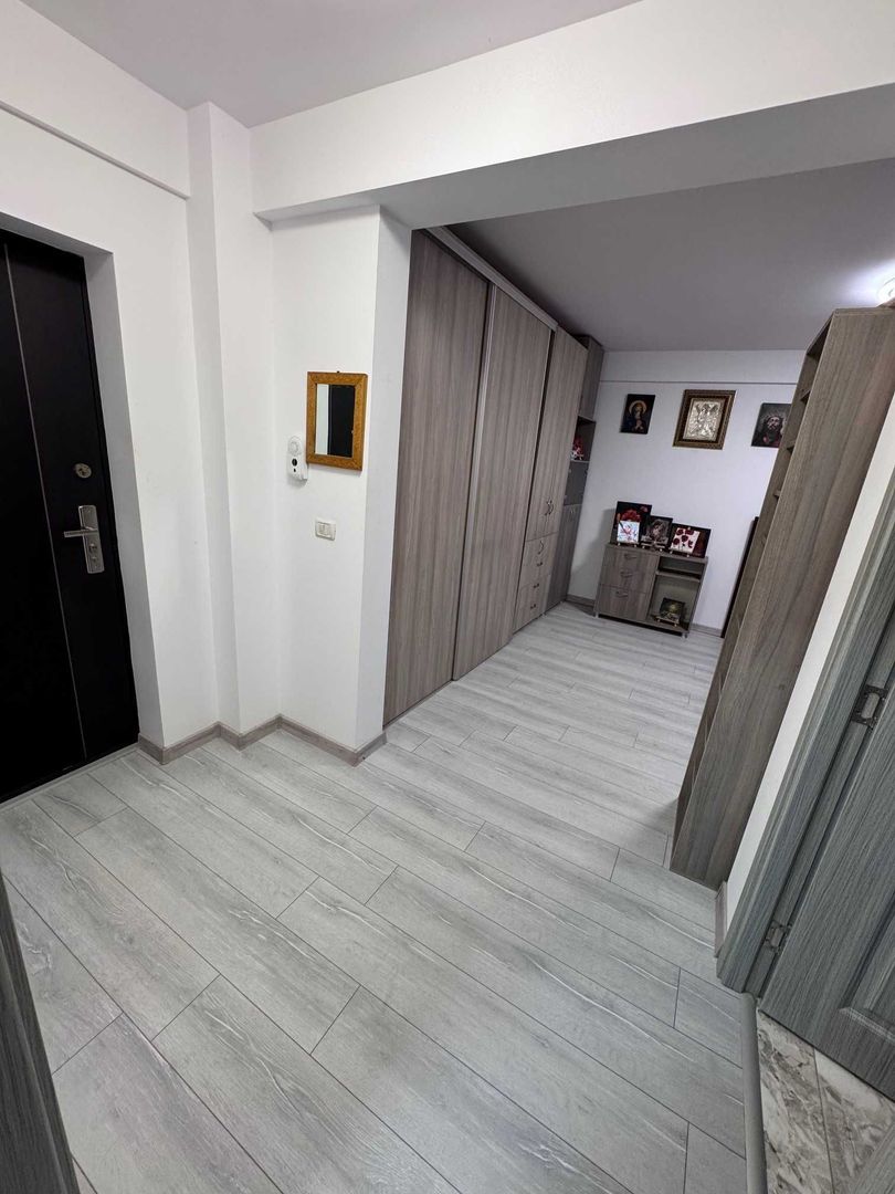 Apartament 1 camera Dec 38 mp Bucium 66500 euro. - Poză 7