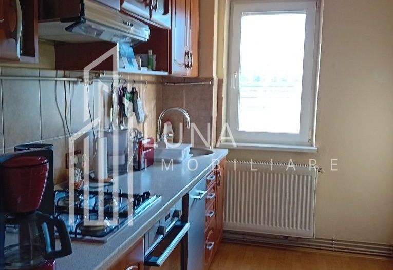 Apartament 2 camere, semidecomandat, mobilat și utilat gata de mutare - Poză 6