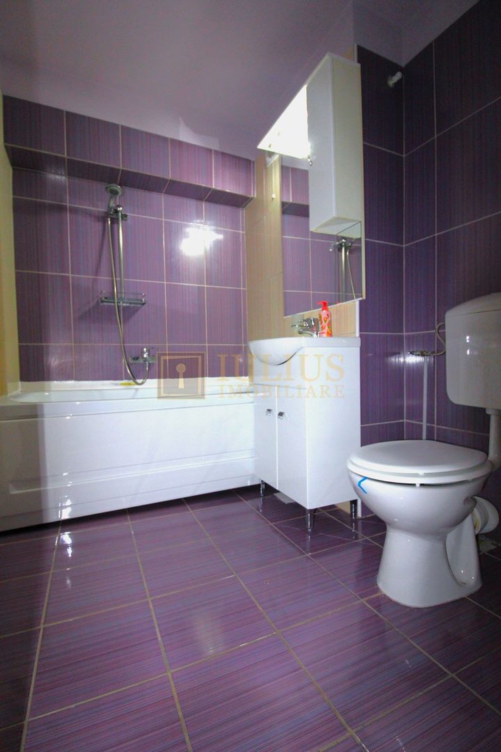 Complex, 4 camere, centrală proprie, aer condiționat - Poză 12