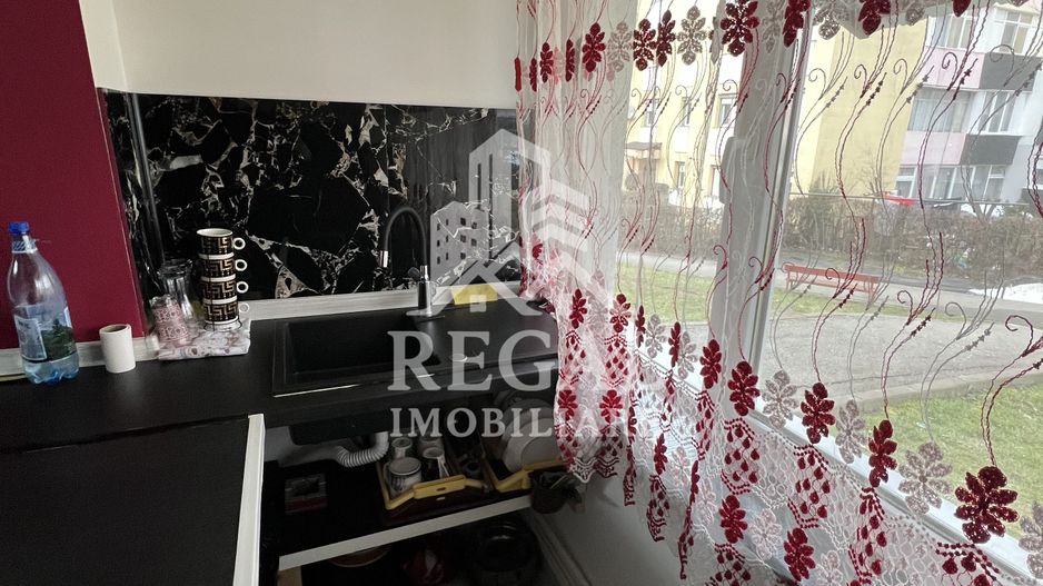 Garsonieră de vânzare – zona Micro 7, demisol - Poză 3