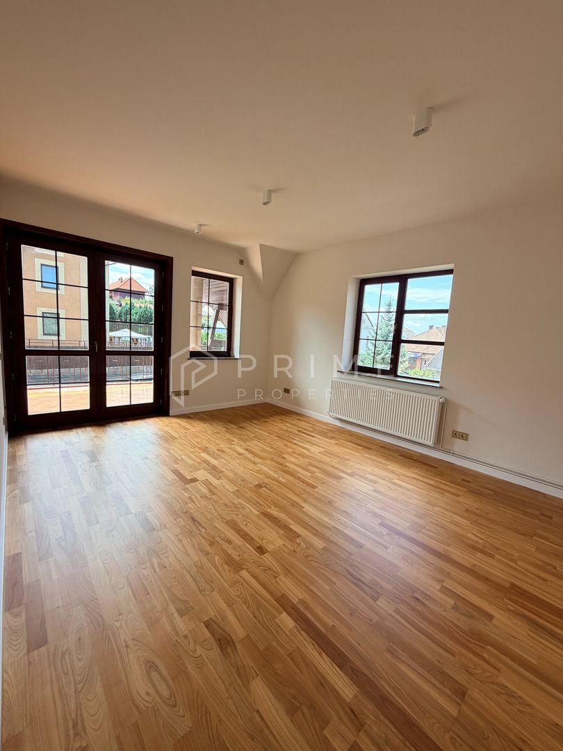 Spațiu de birouri PREMIUM | 160 mp | Vila renovată | Platou | Parcare - Poză 10