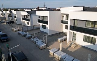 DIRECT DEZVOLT ! Casa tip cvadruplex 3 camere, Cartierul Arhitectilor, - Poză 2