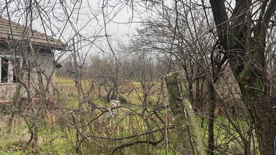 Teren intravilan 3367 mp cu casa demolabile 54 mp puț existent! - Poză 9