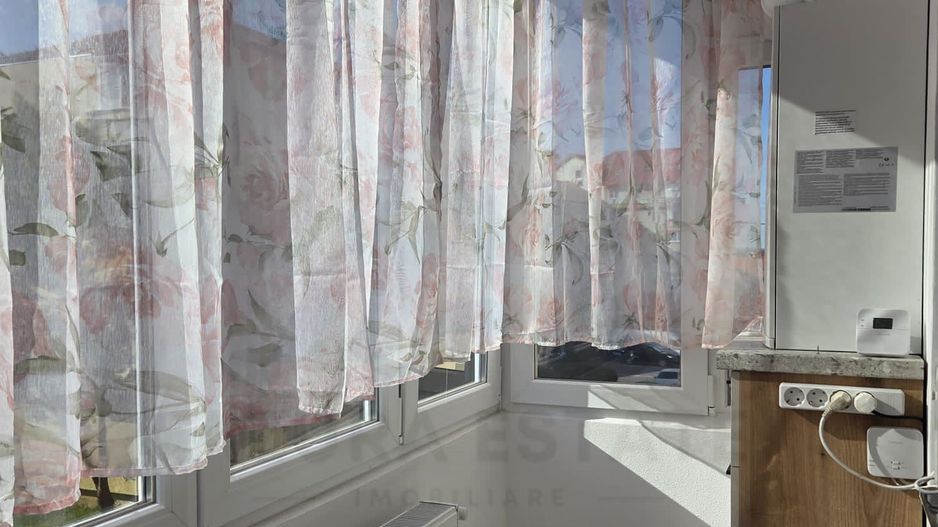 Apartament modern 2 camere 2 balcoane 47 mp utili zona Valea Aurie - Poză 7