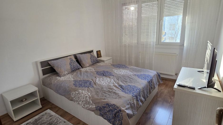 Închiriere apartament cu 2 camere - Poză 3