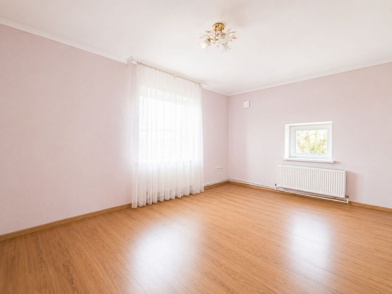 Cojușna - Casă 6 Dormitoare + Living | 259 m² | teren 10,81 ari | Spațiu generos pentru familie | 280.000 € - Poză 31