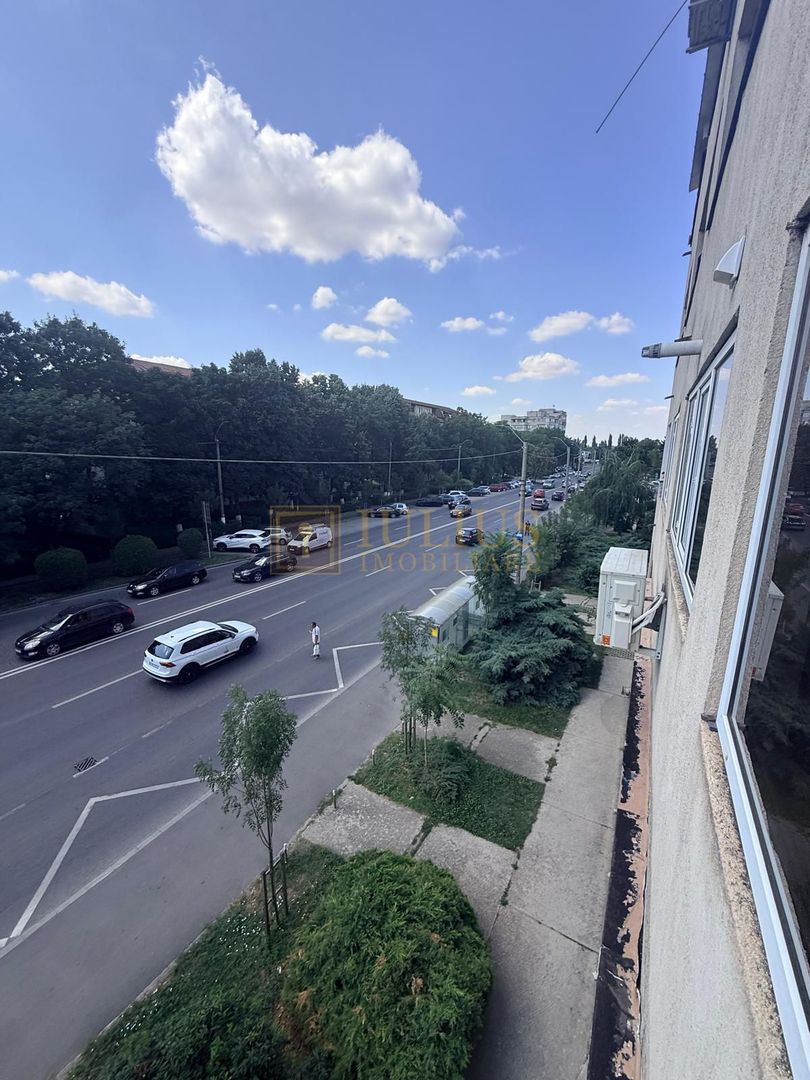 Recent renovat| 2 camere| garaj, et.2| lift| balcon 12 mp. - Poză 24