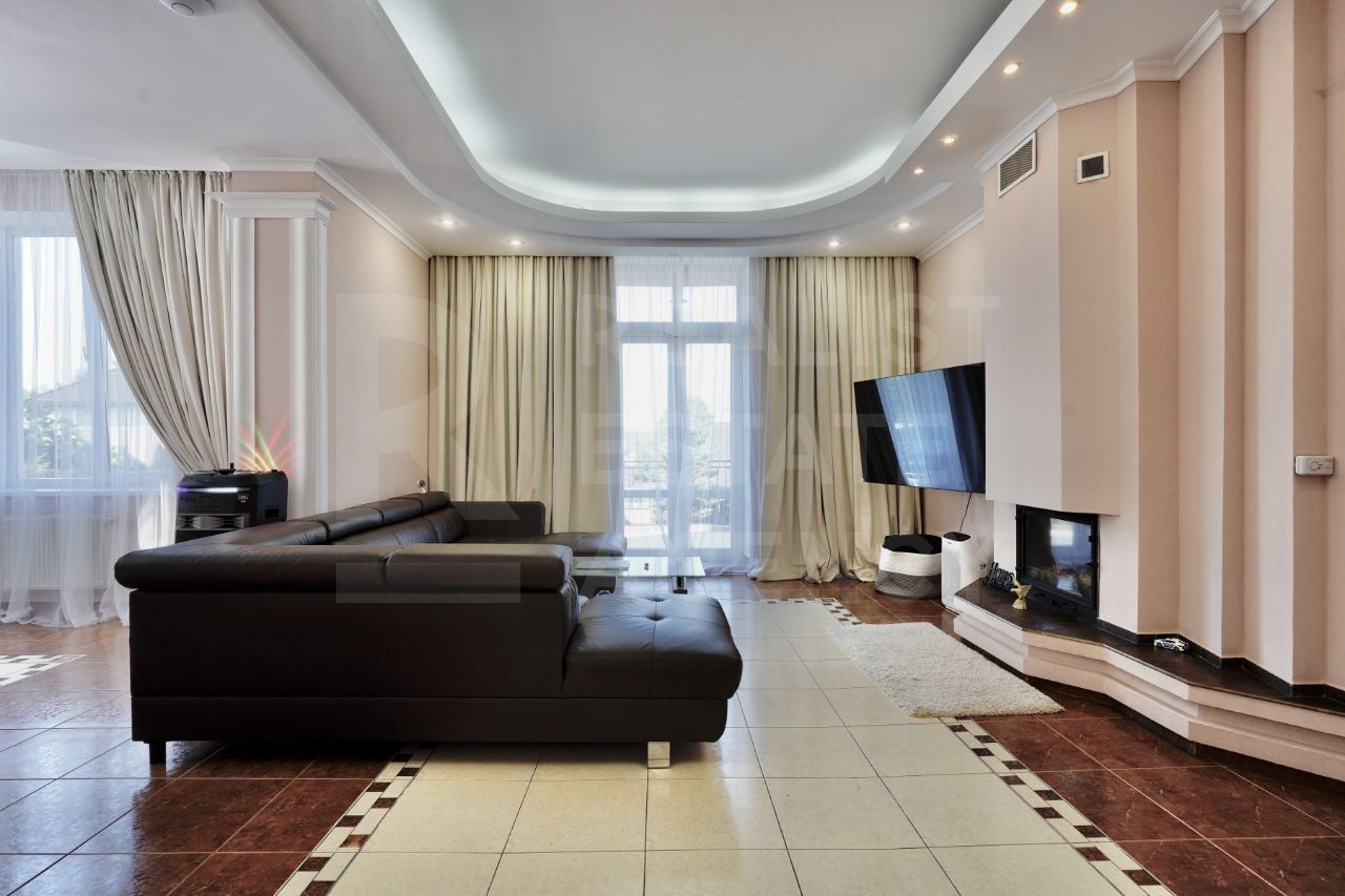 Chirie, casă, 4 camere, strada Costiujeni, Codru - Poză 2