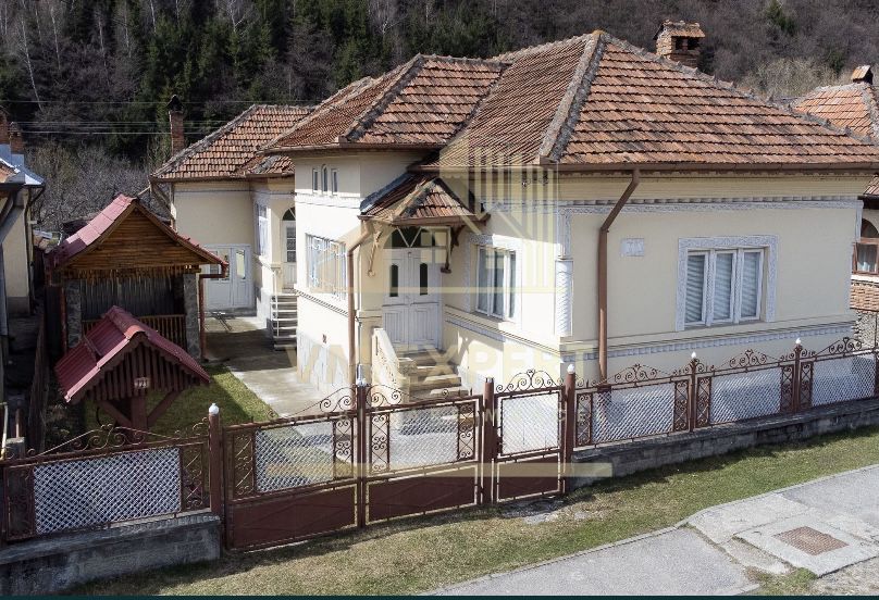 CASA 5 CAMERE CU TEREN 800MP, LERESTI ARGES COMISION 0 CUMPARATOR - Poză 2