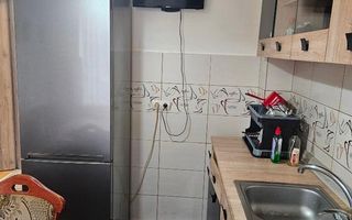 Garsonieră decomandată, etaj parter- Astra - Poză 4