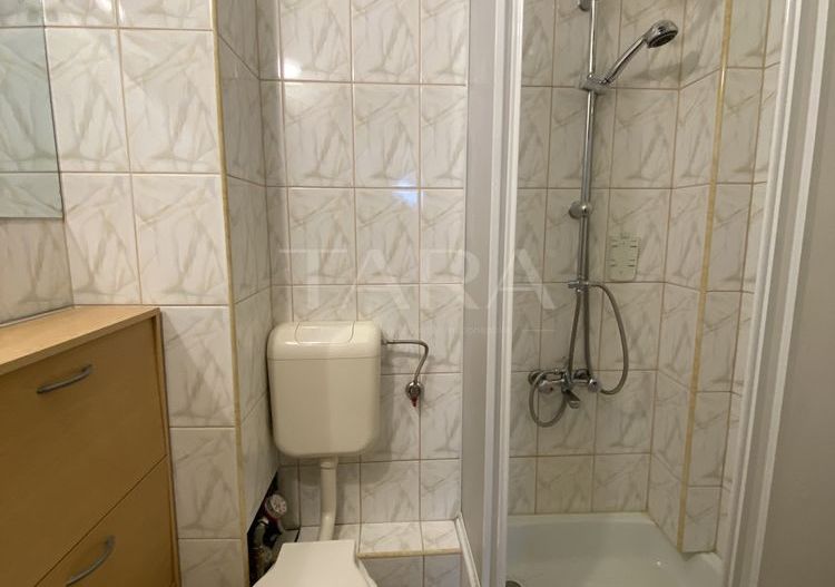 Vanzare un apartament spațios cu 3 camere, situat în Cluj-Napoca. - Poză 6
