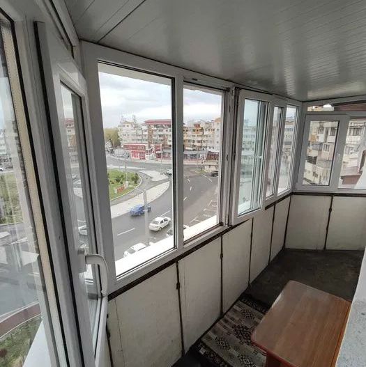 Apartament cu 3 camere, zona General - Poză 6