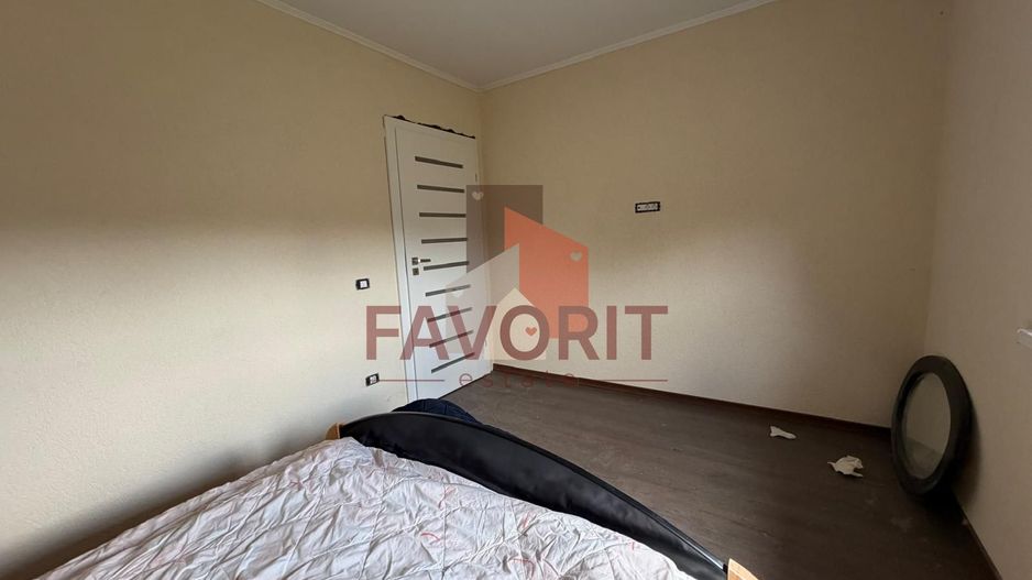 Individuala | 4 camere | 860 mp teren | Pozitie excelenta | Asfalt | - Poză 7