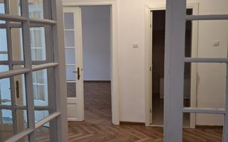 VANZARE APARTAMENT IN VILA | PARTER | CURTE 66MP | RENOVAT | POPA NAN - Poză 1