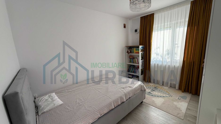 Apartament 3 camere decomandat, zona Nicolina, str. Orientului - Poză 4