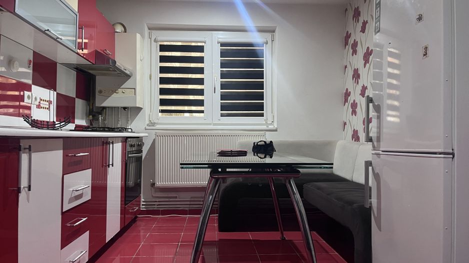 Aproape de Cantacuzino! Vânzare apartament cu 2 camere în Târgoviște! - Poză 6