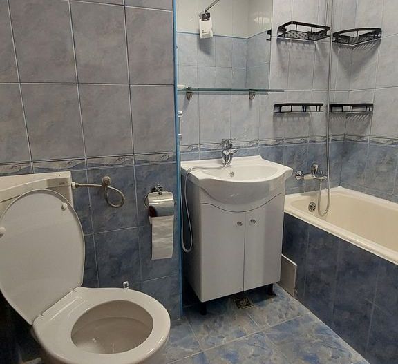 Închiriere Apartament cu 2 camere, renovat, etaj 2, balcon inchis, Titan metrou - Poză 20