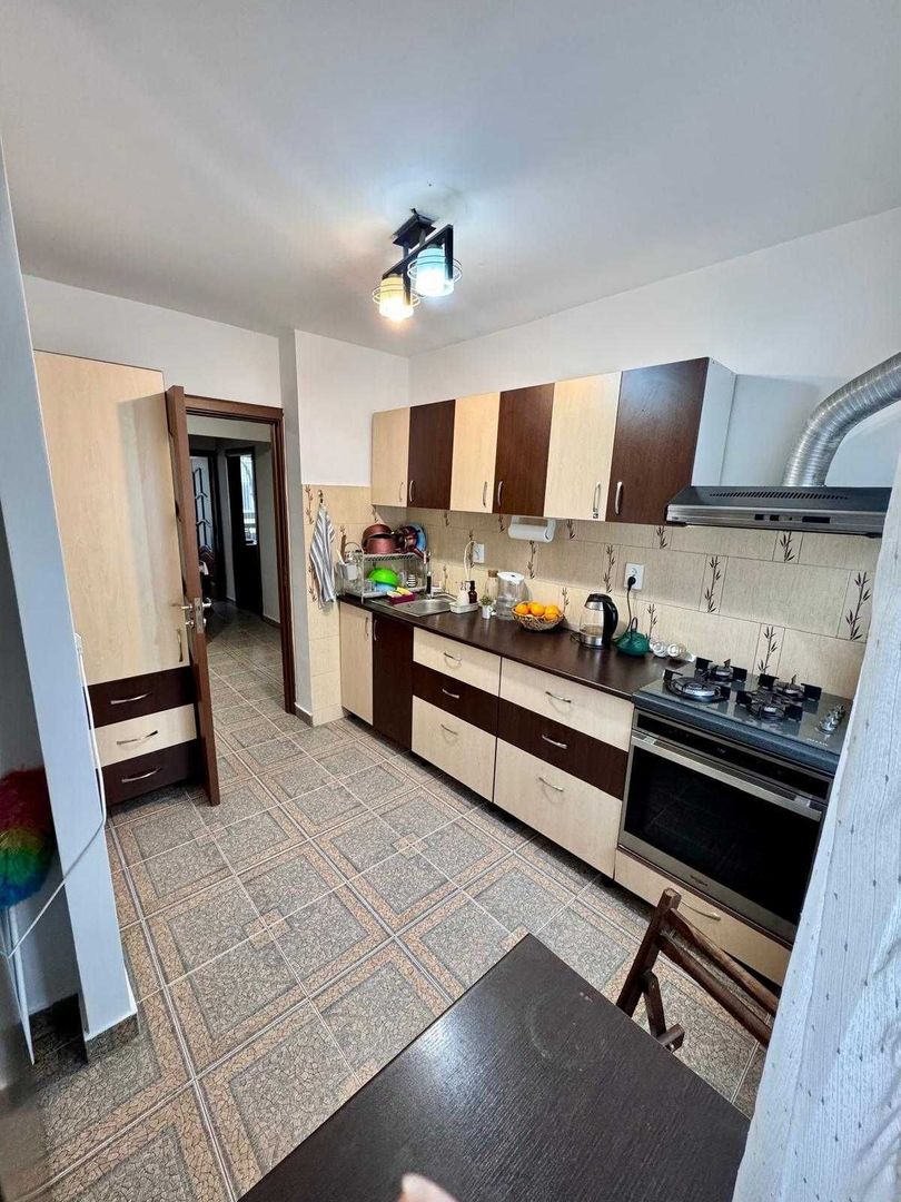 Apartament 3 camere Drumul Taberei - Poză 4