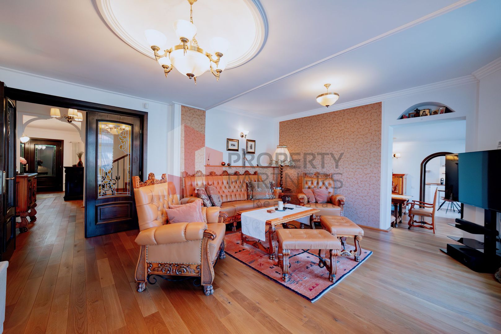 Proprietate de lux în Ghimbav, la doar 10 minute de Brașov - Poză 6