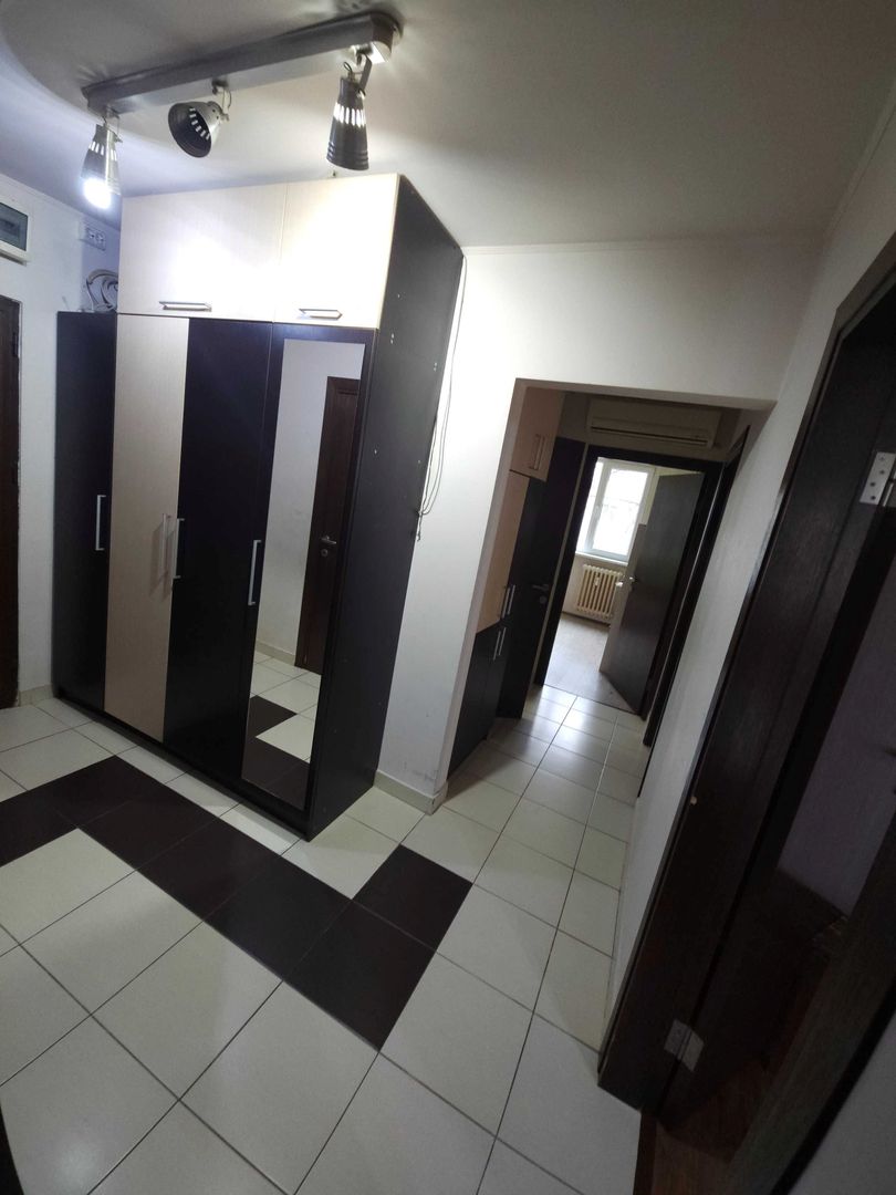 Apartament 3 camere zona Ozana - 1 Decembrie 1918 - Poză 2