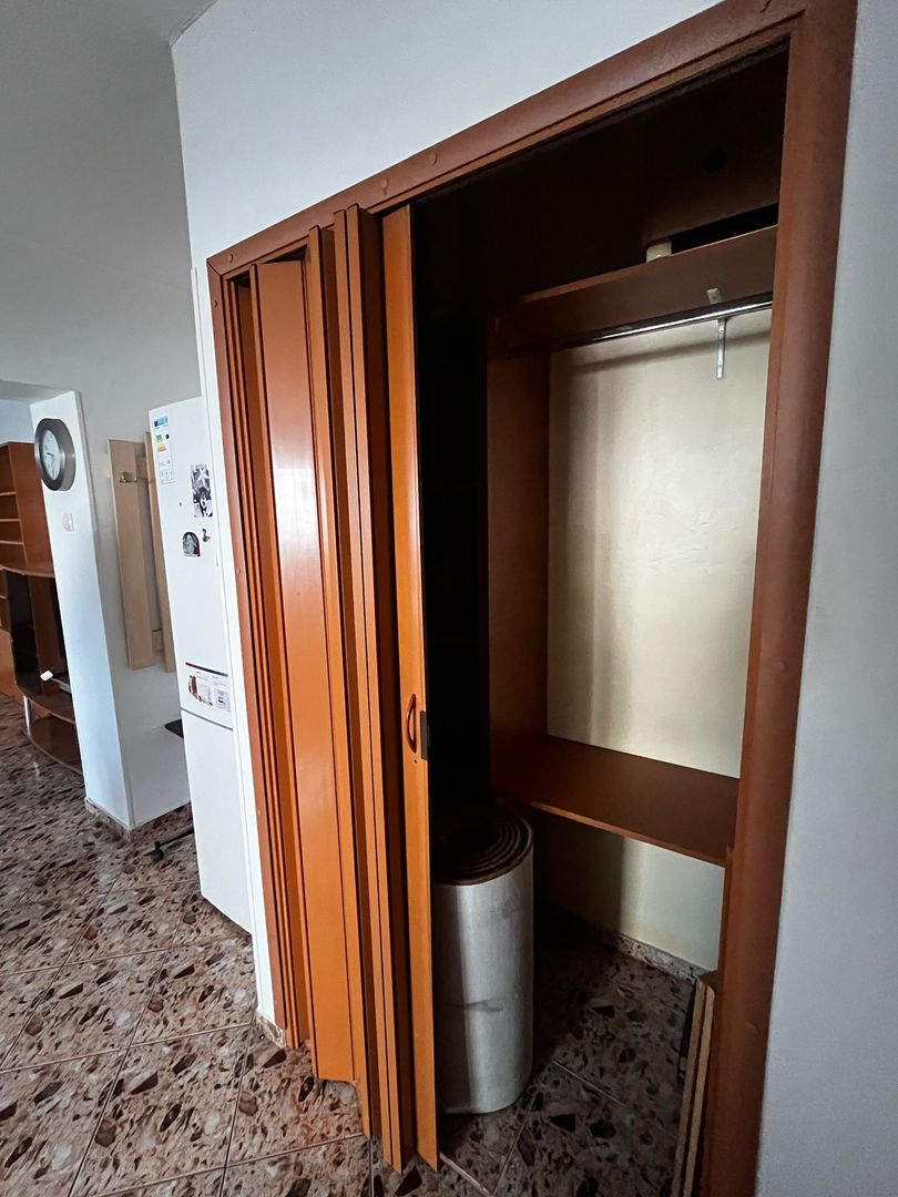 Apartament 3 camere, pet friendly, etaj 1/10, balcon, metrou la scară - Poză 12