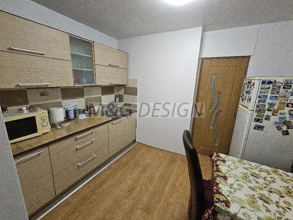 Apartament 3 camere Soarelui - Poză 3