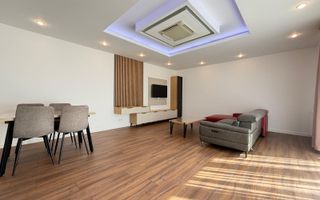 Apartament modern - 3 camere, prima inchiriere - Strand - Poză 1