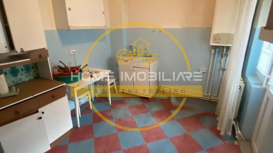 Apartament cu 4 camere/ 94mp/ zona Tatarasi - Poză 11