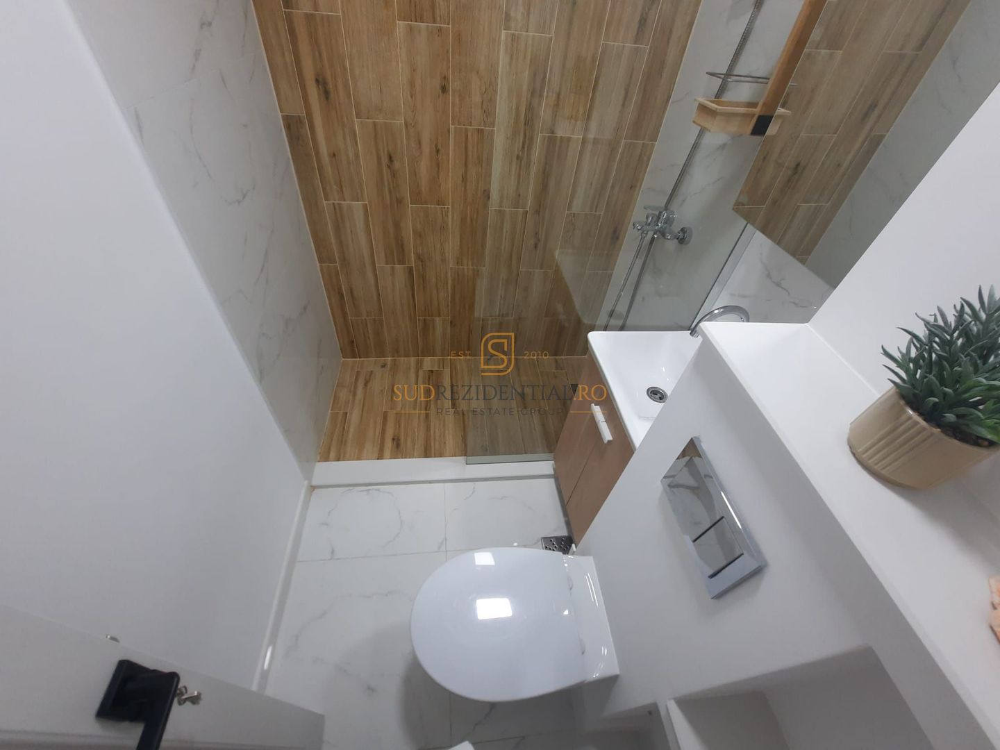 Garsoniera mobilata si utilata modern, Aparatorii Patriei, Sector 4 - Poză 26