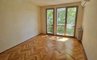 🔑 Vanzare apartament 3 camere – Zona Titan / Piața Miniș - Poză 1