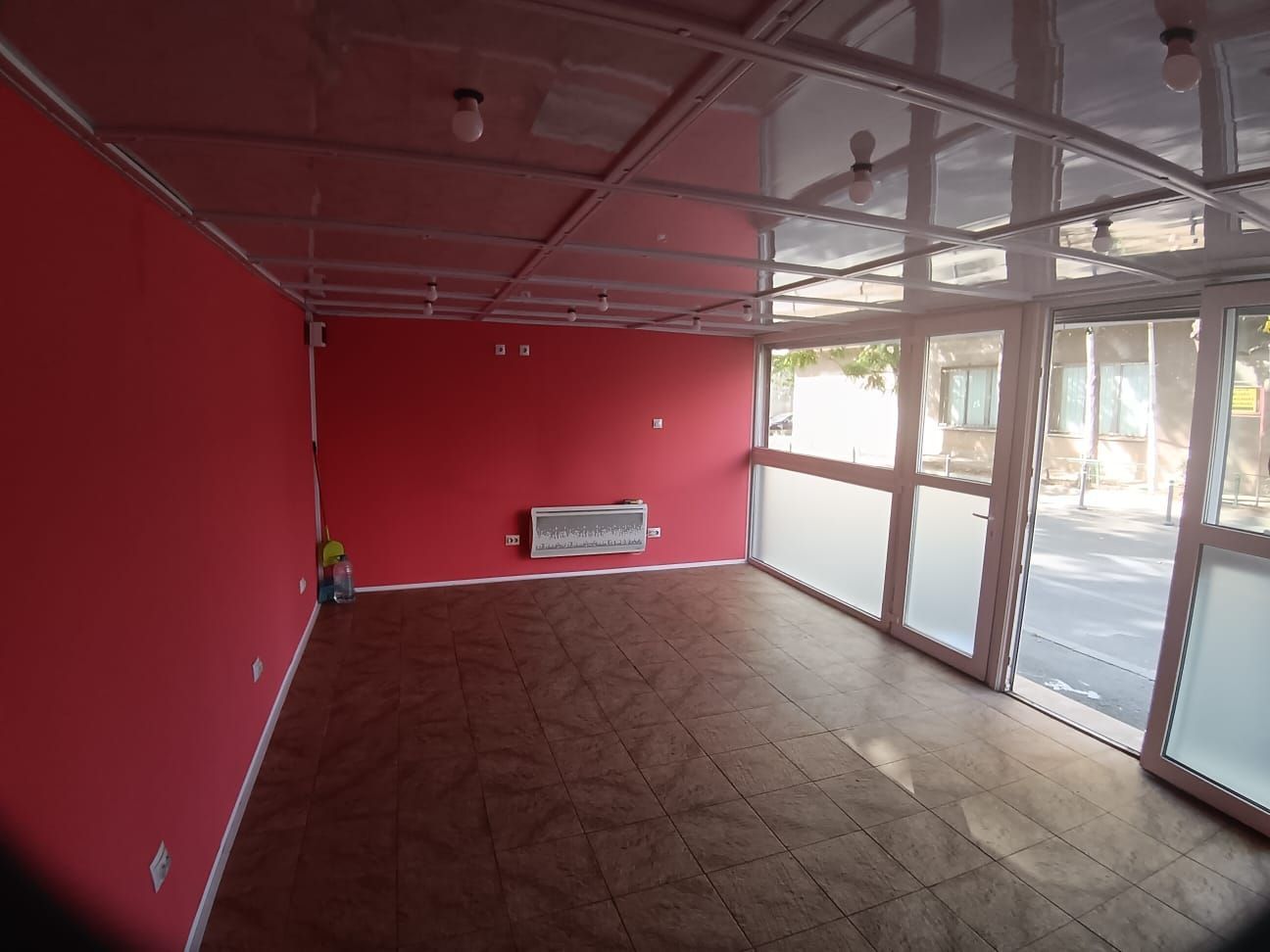 Spațiu comercial tip pavilion 24 mp de închiriat - Poză 4