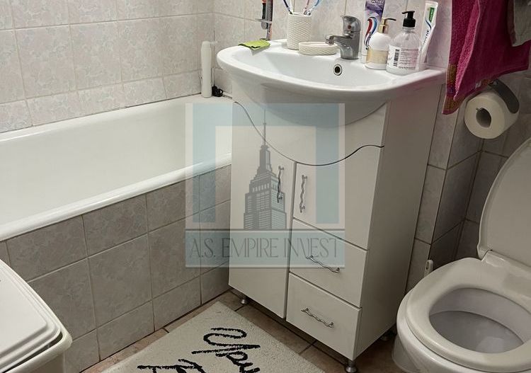 Apartament 3 camere decomandat - zona Bartolomeu - Poză 6
