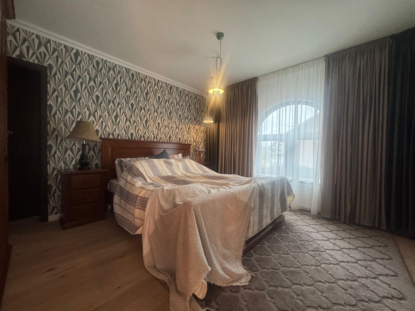 Pensiune deosebită în Bran || priveliște panoramică, facilitati premium - Poză 12