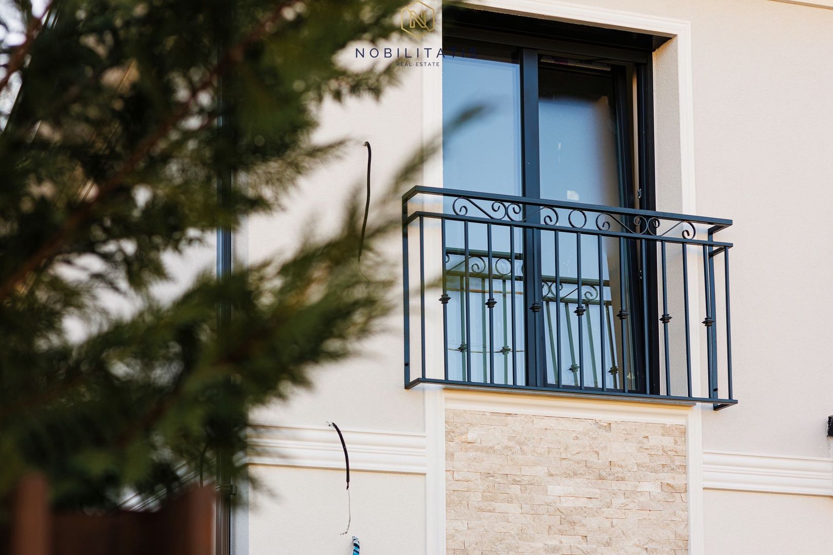 Duplex nou deosebit - despartit prin camera tehnica | Curte amenajata - Poză 6