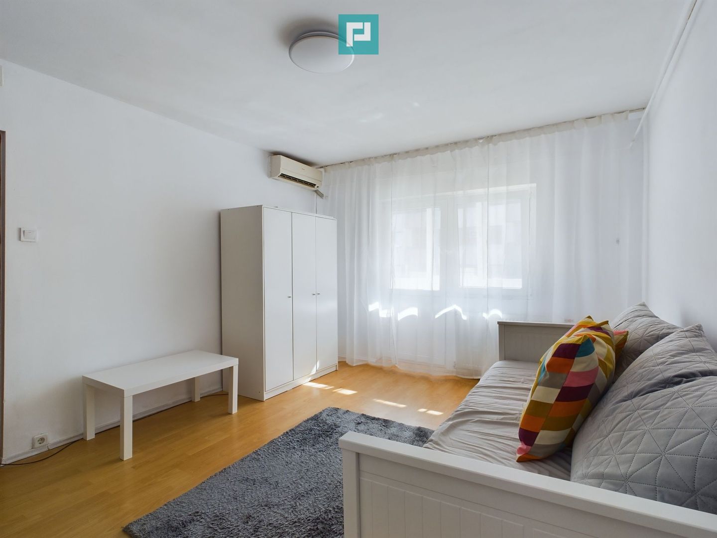 Apartament 1 cameră Soarelui - Poză 1