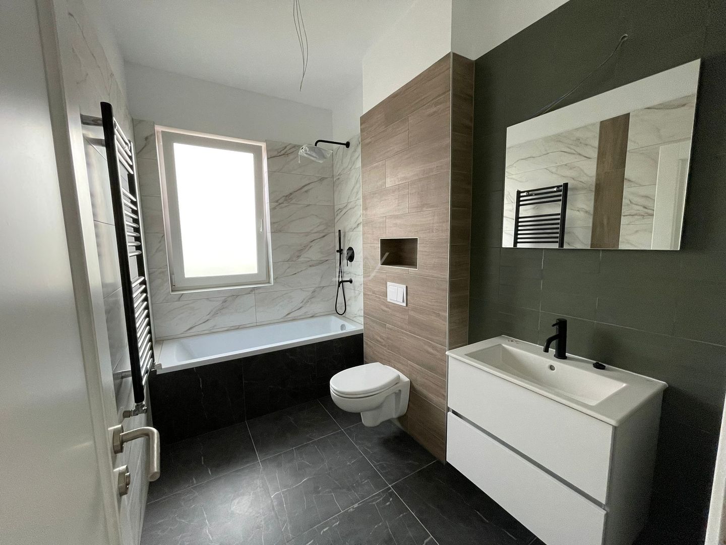 Bloc nou ESO. 3 Camere. Dressing. Terasa 25 mp. Finisaje la alegere. - Poză 4