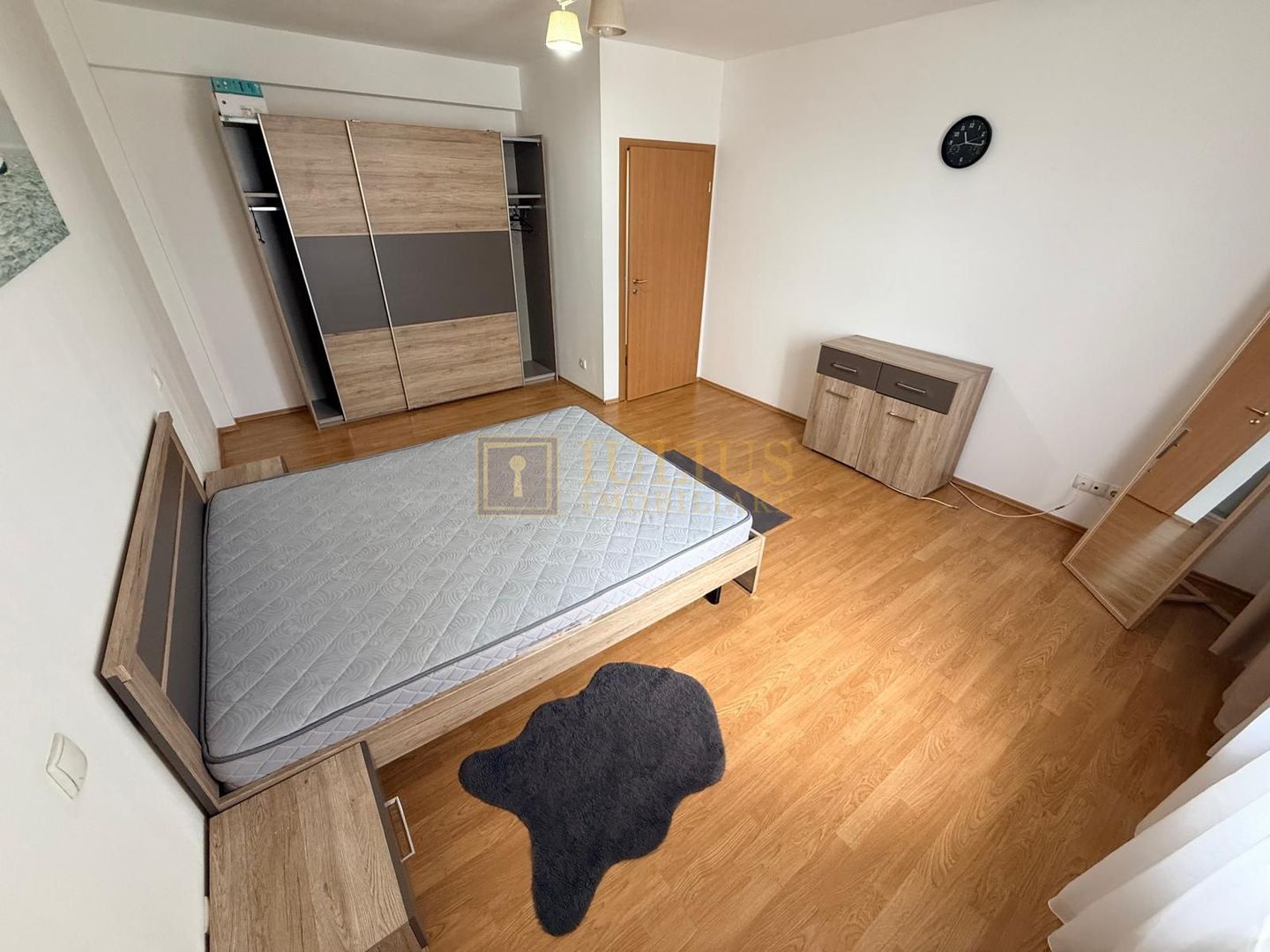 2 camere, loc de parcare privat, Dumbravita - Poză 3