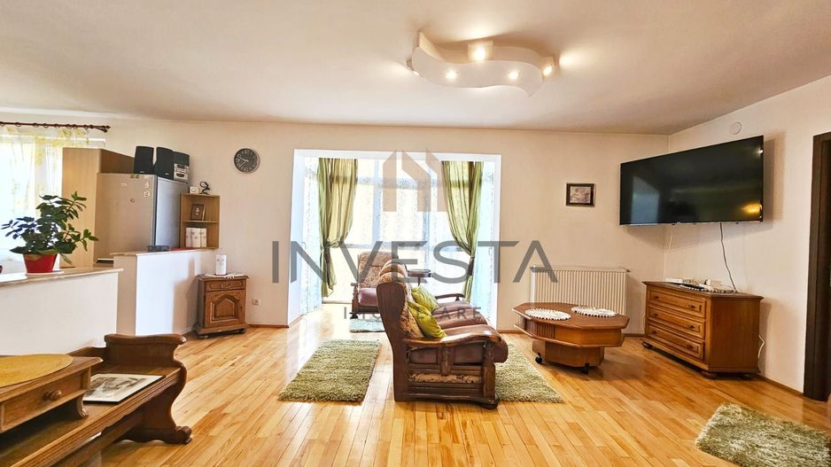 Apartament spatios cu 10 camere si parcare de inchiriat, Borhanci! - Poză 1
