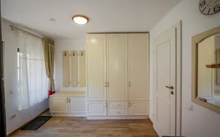 Casă individuală cu 5 camere și curte proprie - în Cisnădioara - Poză 16