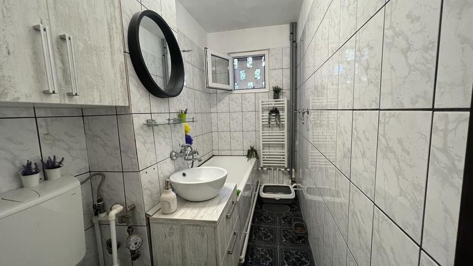 KM 4-5 - Apartament cu 3 camere situat la etajul 3 - Poză 14