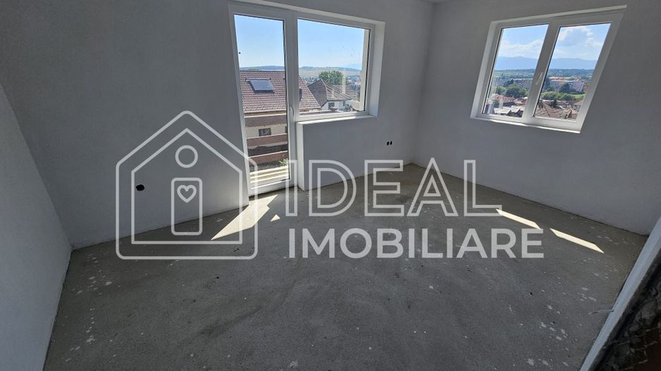 Casa cu 5 camere si vedere panoramica, in Cisnadie - Poză 4