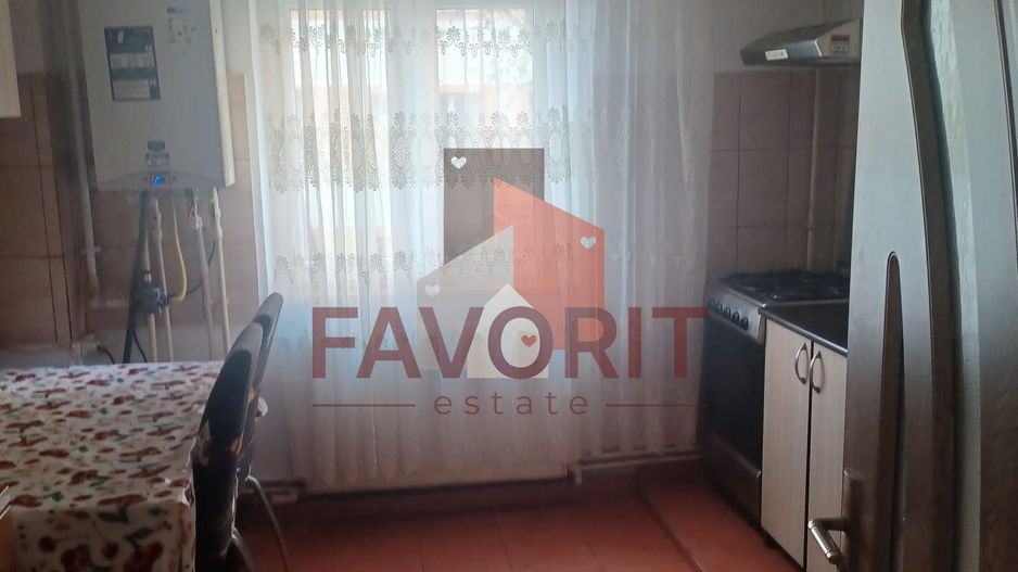 3 camere | etaj 1 | centrala proprie | mobilat si utilat | zona excelenta | - Poză 3