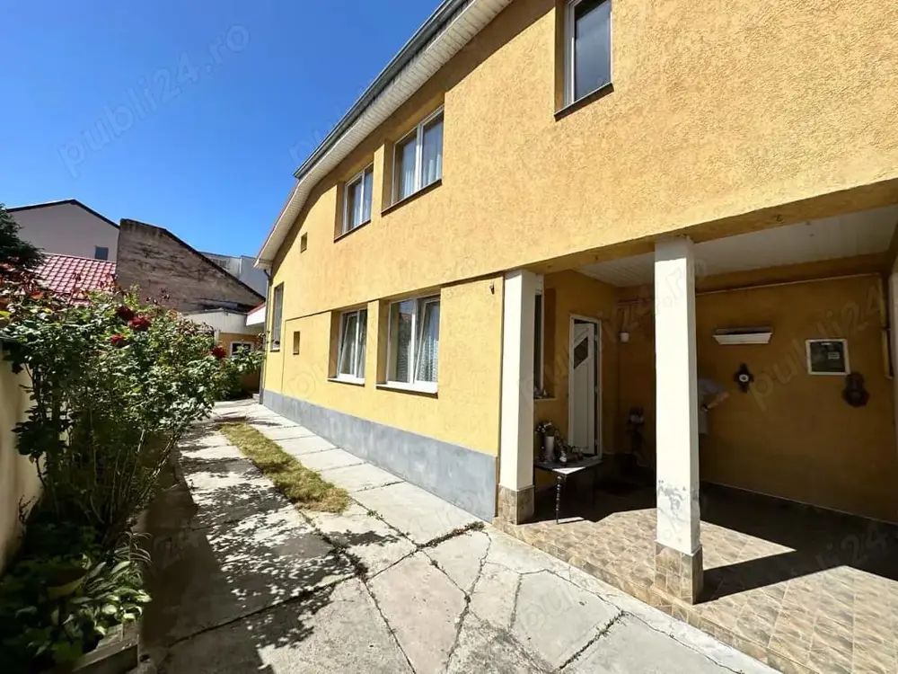 Vand sau schimb Casa P+Et+M -zona Piata Mare Str Bujorului - Poză 2