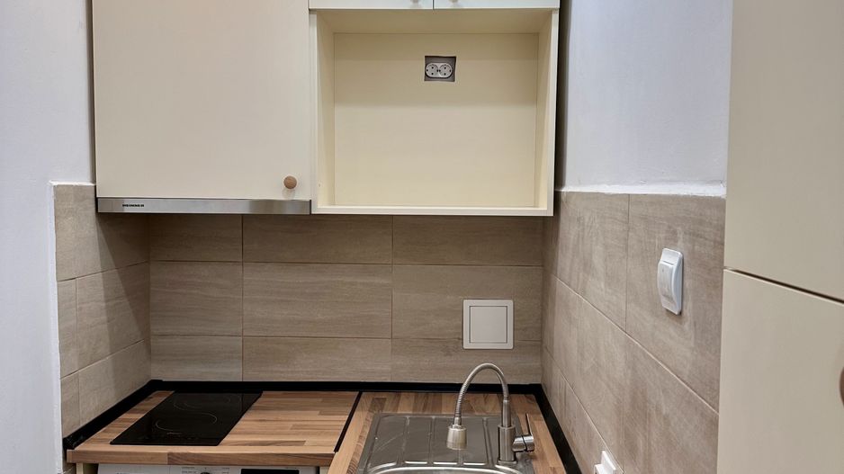 Garsoniera Vasile Lascar 33, bloc 1979 - zona Batistei - Armeneasca - Poză 9